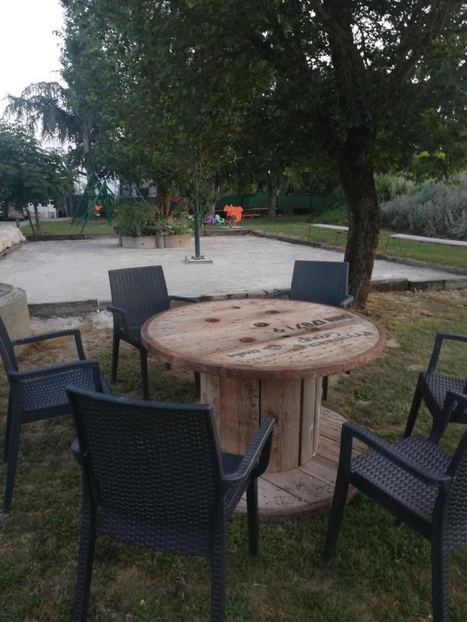Chambre D'Hote Le Mercier Calmont  Dış mekan fotoğraf